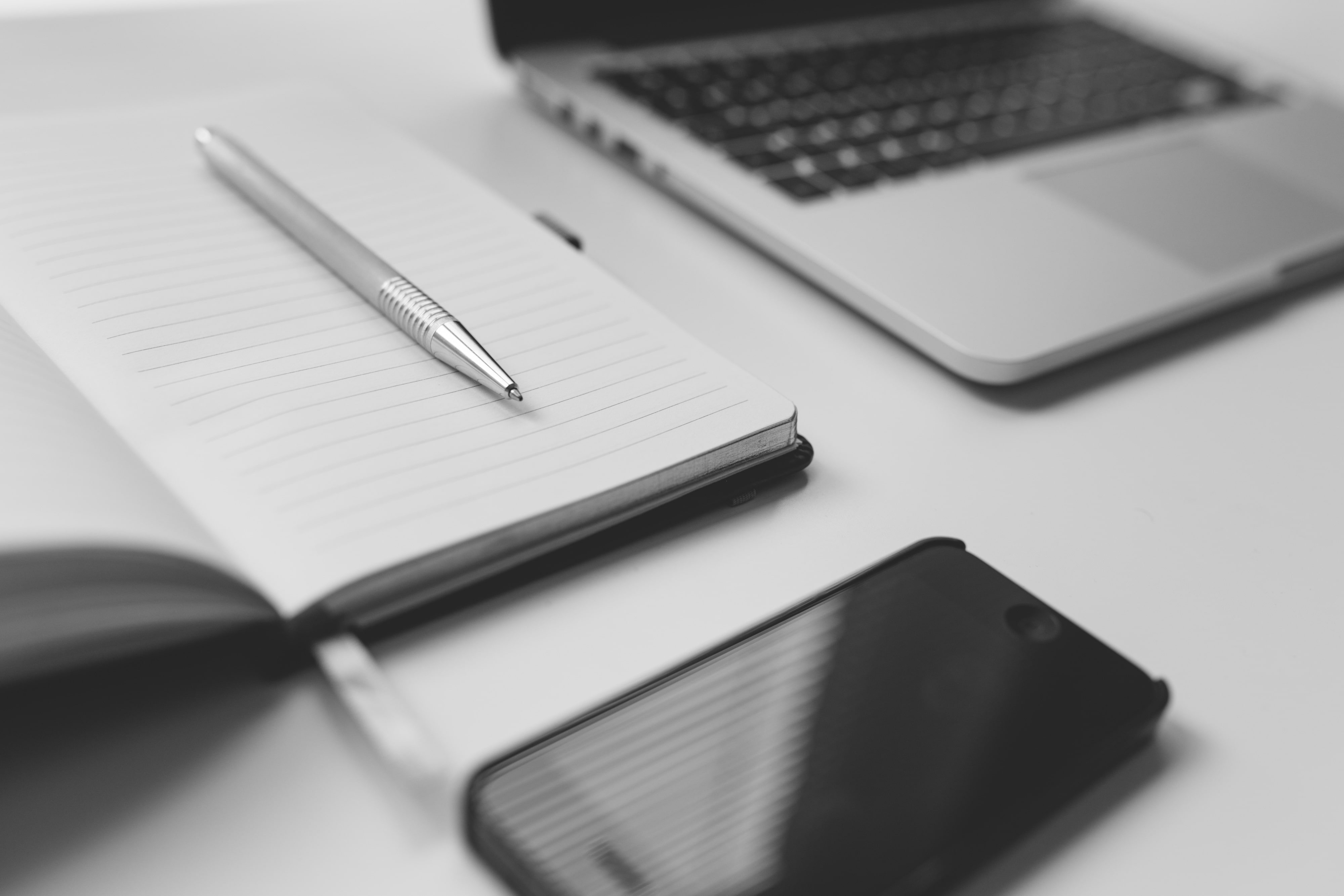 computer-smartphone-mobile-apple-ipad-technology